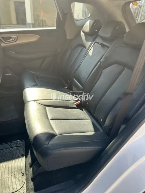 ام جى ار اكس 5 2024 أبيض مستعملة للبيع - 7