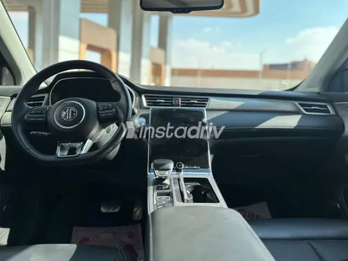 ام جى ار اكس 5 2024 أبيض مستعملة للبيع - 9