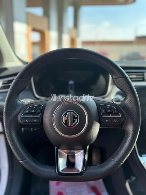 ام جى ار اكس 5 2024 أبيض مستعملة للبيع - 10