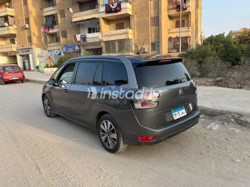 Citroën C4 Grand Picasso 2016 Gray Used for Sale - 2