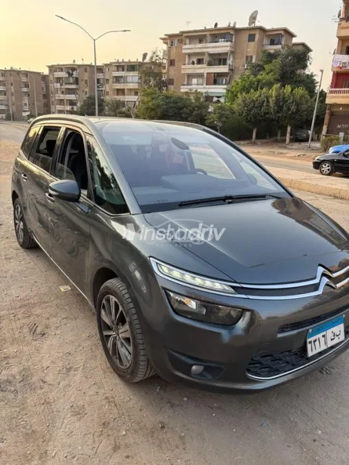 Citroën C4 Grand Picasso 2016 Gray Used for Sale - 8