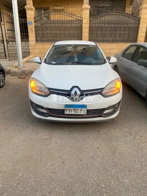 Renault Megane 2015 White Used for Sale - 5