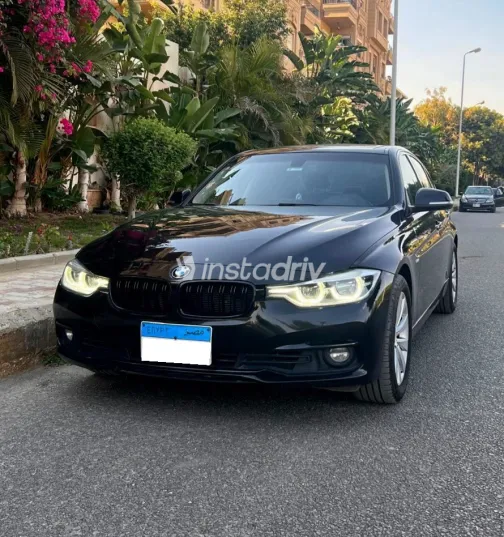 BMW 318 2018 White Used for Sale - 1