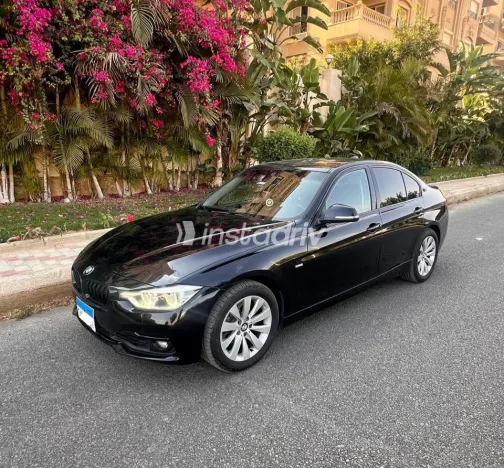 BMW 318 2018 White Used for Sale - 2