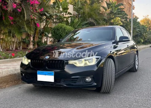 BMW 318 2018 White Used for Sale - 4