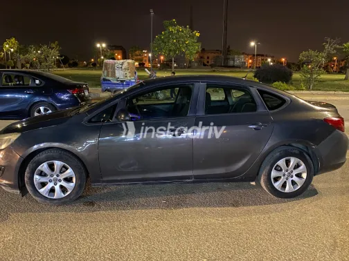 Opel Astra 2015 White Used for Sale - 4