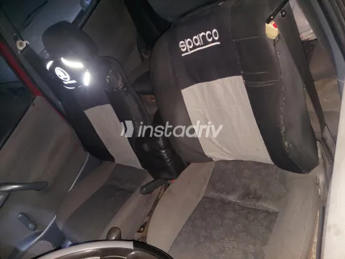 سكودا فيليشيا 1997 أبيض مستعملة للبيع - 4