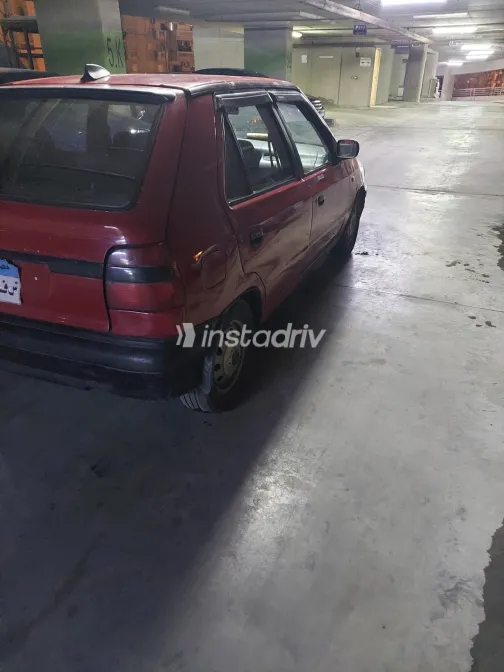 سكودا فيليشيا 1997 أبيض مستعملة للبيع - 10