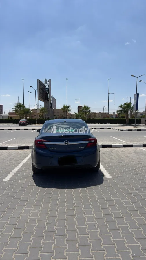 اوبل أنسيجنيا 2017 أبيض مستعملة للبيع - 2