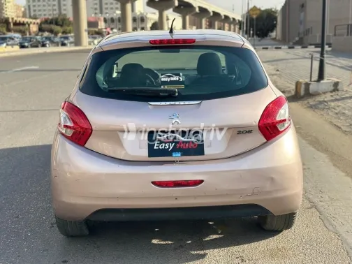 Peugeot 208 2013 Gold Used for Sale - 4