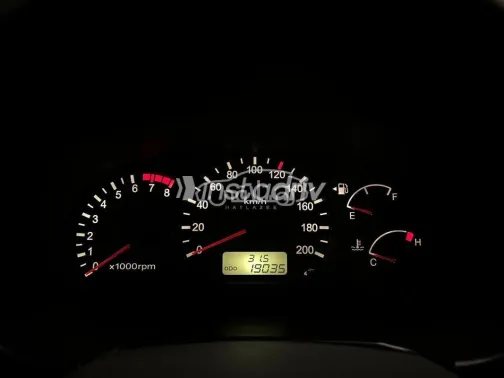 Hyundai Verna 2010 Silver Used for Sale - 10