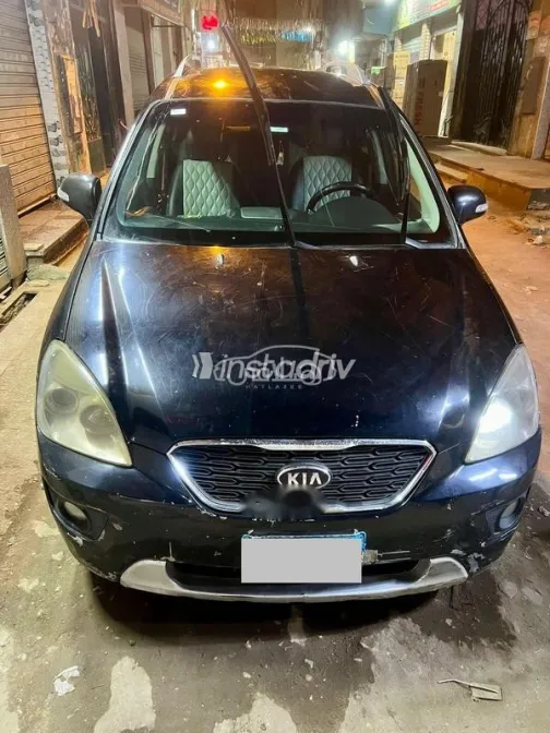 كيا كادنزا 2011 أبيض مستعملة للبيع - 1