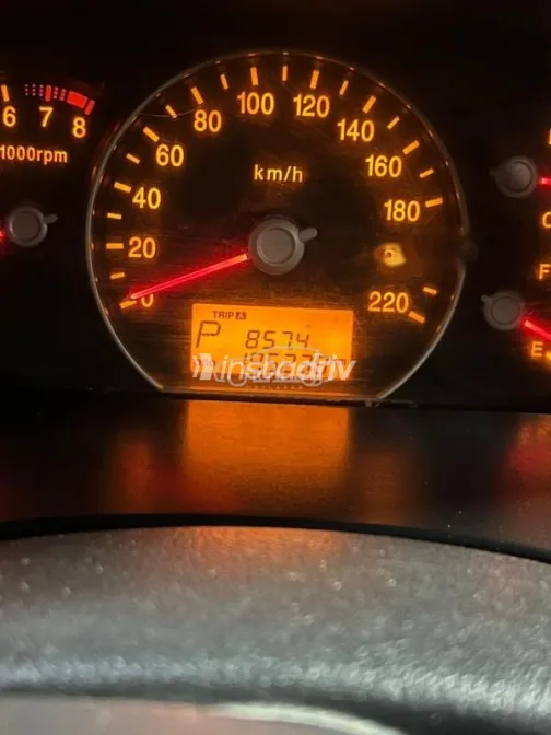 كيا كادنزا 2011 أبيض مستعملة للبيع - 6