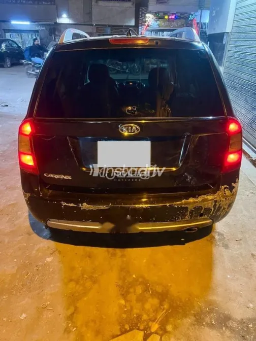 كيا كادنزا 2011 أبيض مستعملة للبيع - 8