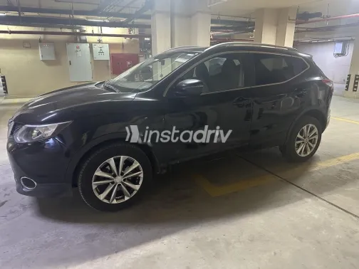 نيسان قشقاي 2017 أبيض مستعملة للبيع - 2