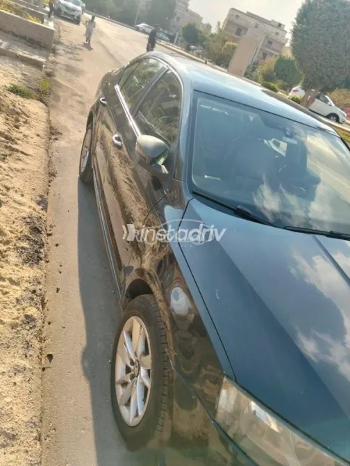 سكودا اوكتافيا 2015 أسود مستعملة للبيع - 3