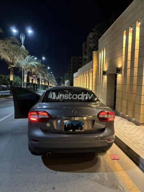 رينو فلوانس 2016 رمادي غامق مستعملة للبيع - 2