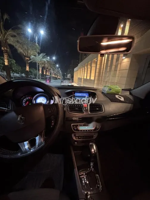 رينو فلوانس 2016 رمادي غامق مستعملة للبيع - 8