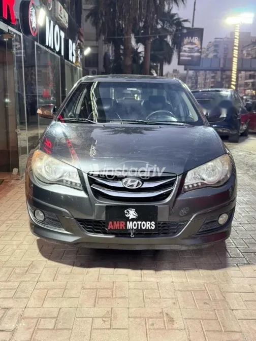 هيونداي إلنترا 2020 رمادي مستعملة للبيع - 3