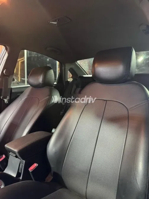 هيونداي إلنترا 2020 رمادي مستعملة للبيع - 10