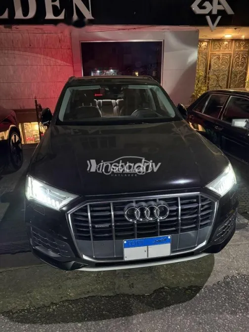 اودي Q7 2023 أسود مستعملة للبيع - 2
