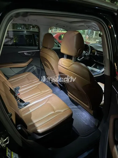 اودي Q7 2023 أسود مستعملة للبيع - 5