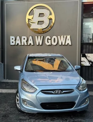 هيونداي اكسنت RB 2012 أزرق غامق مستعملة للبيع