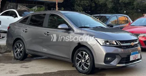 شيفروليه أوبترا 2025 رمادي مستعملة للبيع - 8