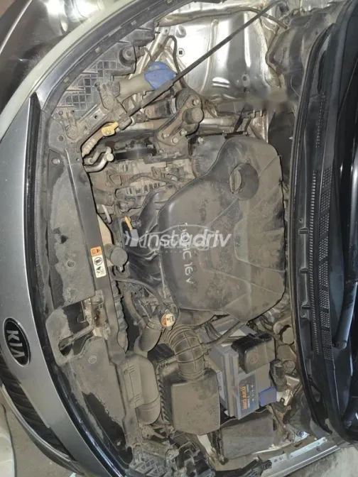 Kia Cerato 2013 Silver Used for Sale - 4