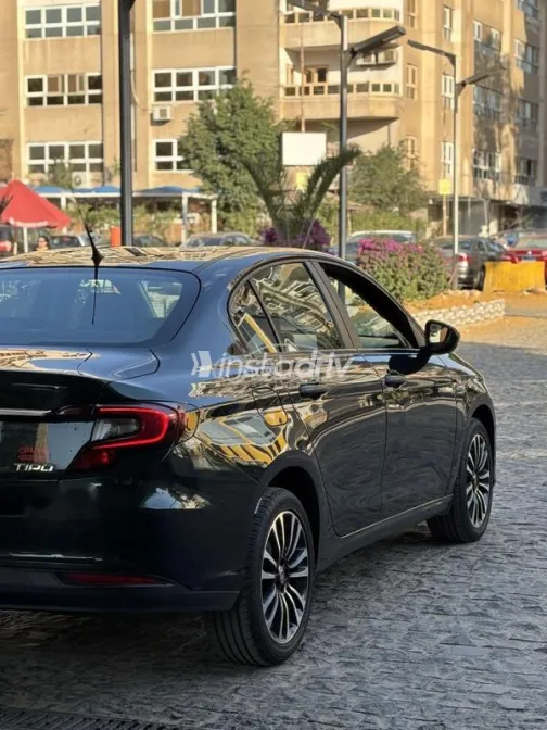 Fiat Tipo 2021 Green Used for Sale - 6