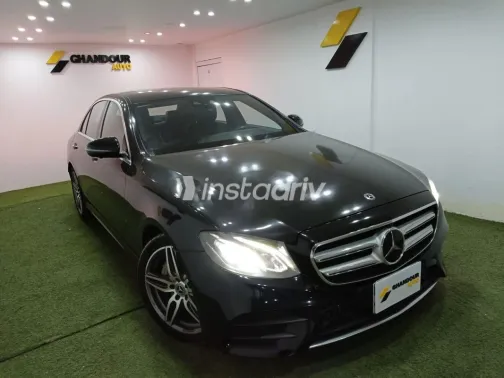 مرسيدس E 350 2018 أسود مستعملة للبيع - 3