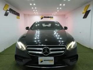 مرسيدس E 350 2018 أسود مستعملة للبيع