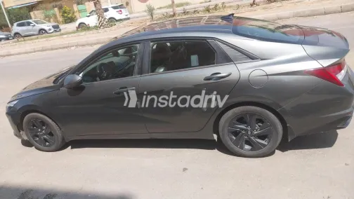 هيونداي إلنترا سى ان 7 2022 أبيض مستعملة للبيع - 2