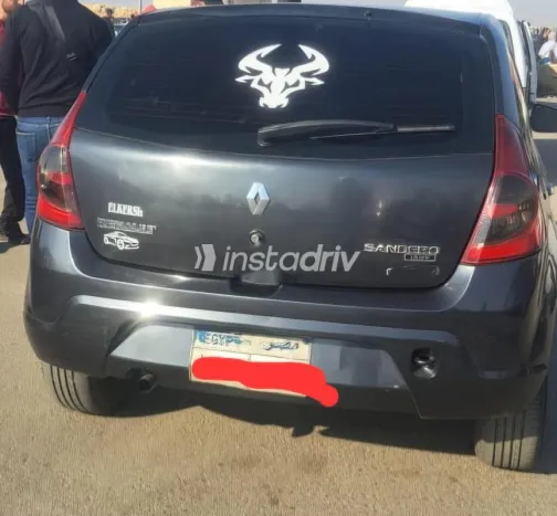 Renault Sandero 2013 Silver Used for Sale - 3