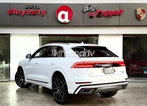 اودي Q8 2021 أبيض مستعملة للبيع - 2