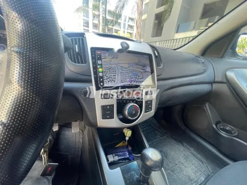 Kia Cerato 2010 Dark Red Used for Sale - 4