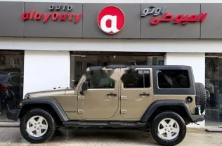 جيب رانجلر 2013 بني مستعملة للبيع