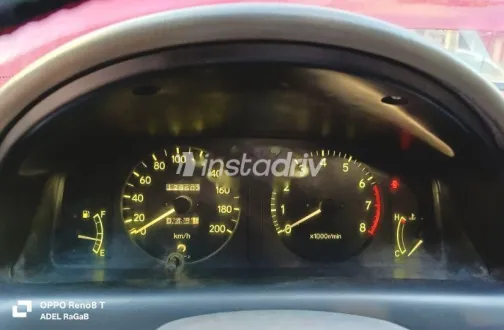 تويوتا كورولا 1999 أحمر مستعملة للبيع - 6