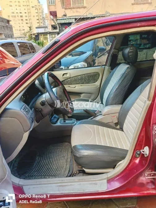 تويوتا كورولا 1999 أحمر مستعملة للبيع - 7