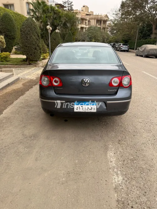 فولكس فاغن باسات 2010 أبيض مستعملة للبيع - 6