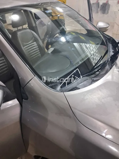 نيسان صنى 2021 أبيض مستعملة للبيع - 10