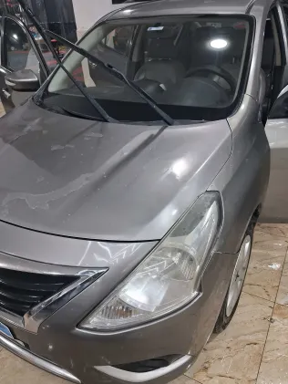 نيسان صنى 2021 أبيض مستعملة للبيع