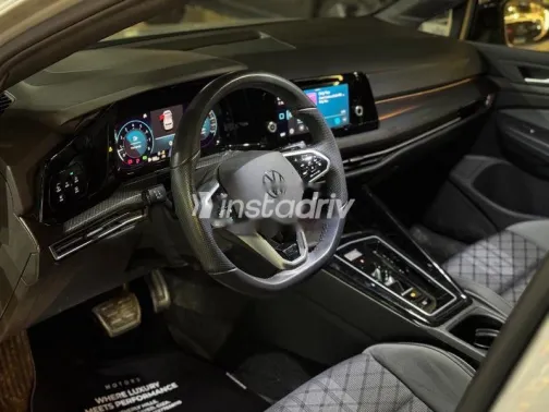 فولكس فاغن جولف 6 2024 فضي مستعملة للبيع - 4