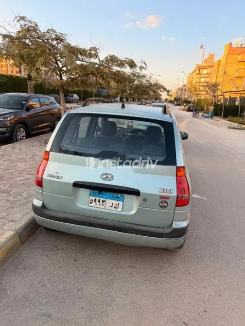 Hyundai Matrix 2005 Silver Used for Sale - 1