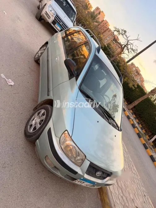 Hyundai Matrix 2005 Silver Used for Sale - 2