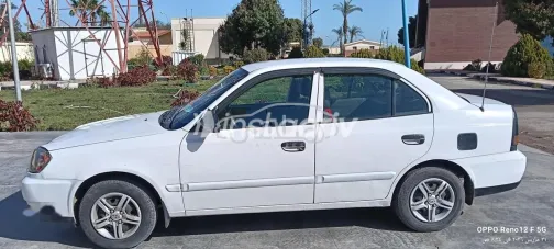 Hyundai Verna 2017 White Used for Sale - 1