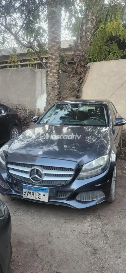 مرسيدس C 180 2015 رمادي غامق مستعملة للبيع - 3