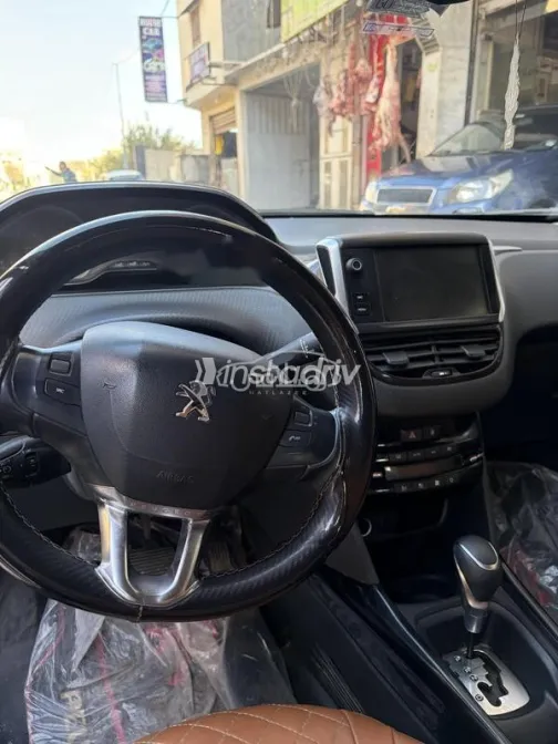 بيجو 2008 2020 أحمر مستعملة للبيع - 3