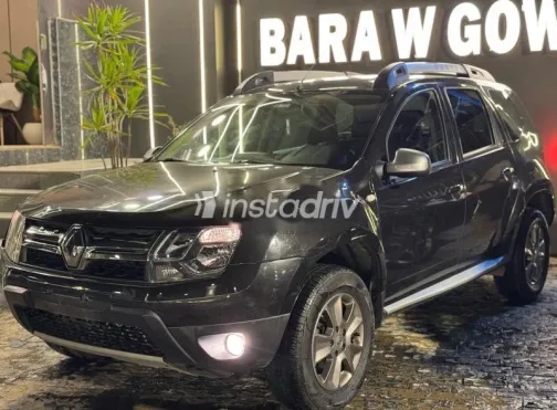 رينو داستر 2015 أسود مستعملة للبيع - 2