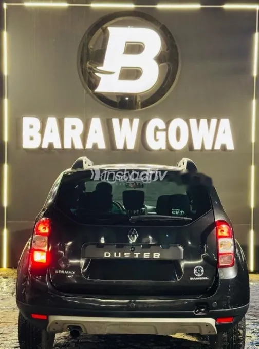 رينو داستر 2015 أسود مستعملة للبيع - 4